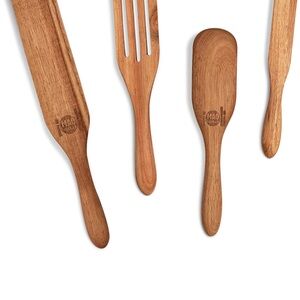 Brown Wooden Utensil Set